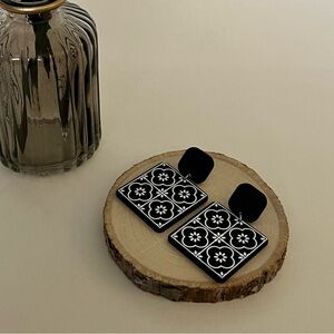Classic Black & White Tile Flower Pattern Dangle Earrings -Elegant Drop Earrings